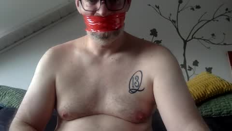 gummicasual online show from February 15, 2:00 pm