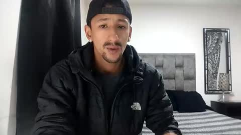 karim online show from February 23, 9:00 am