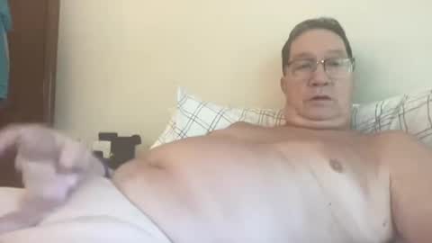 Snapshot of gwashere4u chatting on October 5, 1:59 pm gwashere4u online show from October 5, 1:59 pm