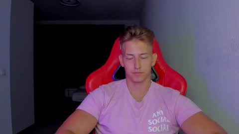 Oliver online show from November 14, 12:36 am