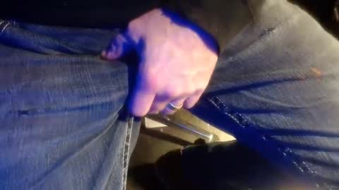 Snapshot of h2omygod chatting on December 17, 7:26 pm H2omygod online show from December 17, 7:26 pm