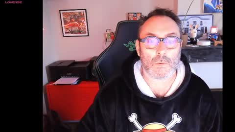 hairyfred73 online show from December 26, 8:18 am