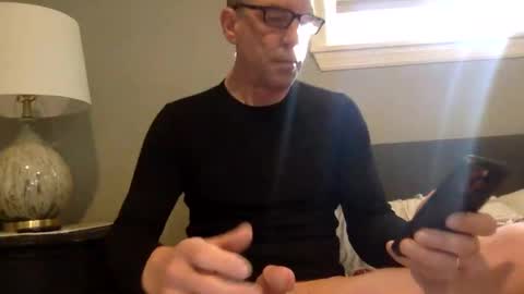 hammercockhenry online show from March 8, 1:23 pm