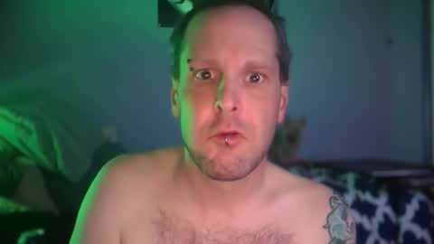 hand_banana_420 online show from March 28, 12:22 am