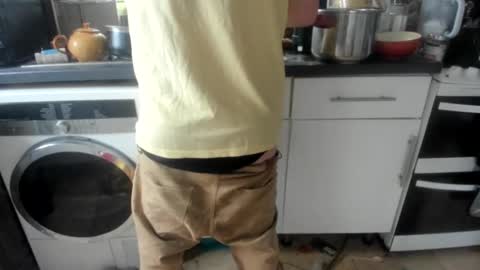 handncocknocum online show from December 28, 1:29 pm