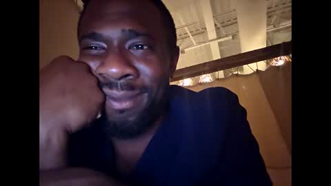 handsallover242 online show from November 16, 8:55 pm