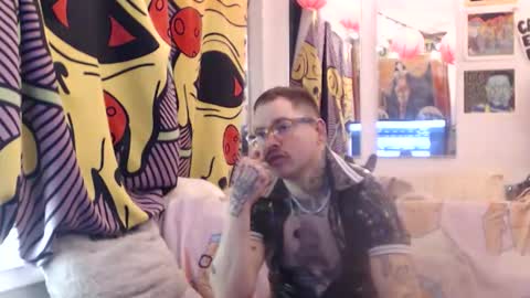 hank rams online show from February 14, 7:36 am