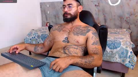 hanz_col online show from December 3, 6:36 pm