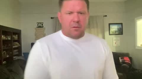 DadBod online show from November 19, 4:29 pm