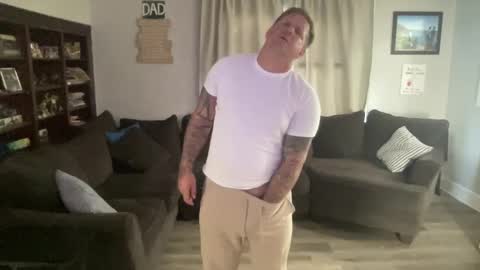 DadBod online show from October 14, 5:31 pm