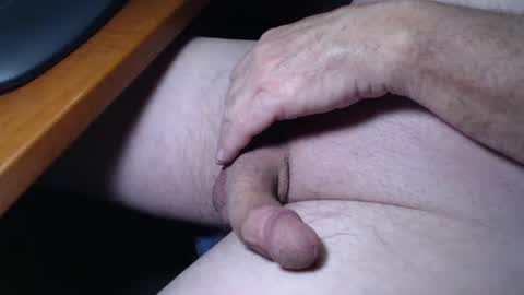 Snapshot of happy0612 chatting on February 27, 10:09 pm happy0612 online show from February 27, 10:09 pm