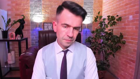 Steve online show from February 3, 2:45 pm