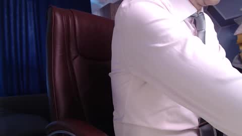 Steve online show from November 10, 10:42 am