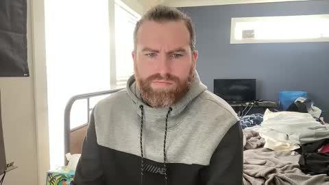 Snapshot of hard_irishman chatting on February 26, 5:17 pm Zach online show from February 26, 5:17 pm