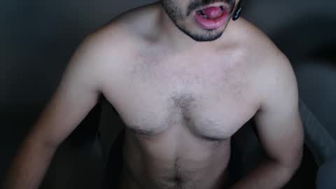 Snapshot of hardandhornyandbrown chatting on January 31, 11:56 pm H online show from January 31, 11:56 pm