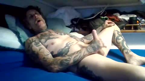 hardnthick online show from October 12, 2:22 pm