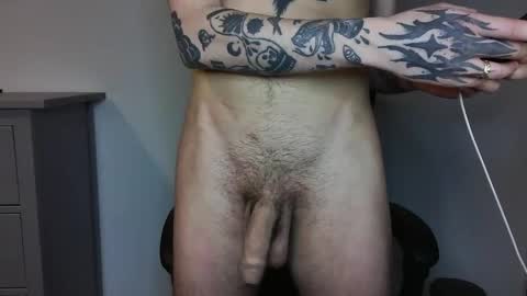 Snapshot of hardtohandle666 chatting on September 15, 12:13 am Liam online show from September 15, 12:13 am