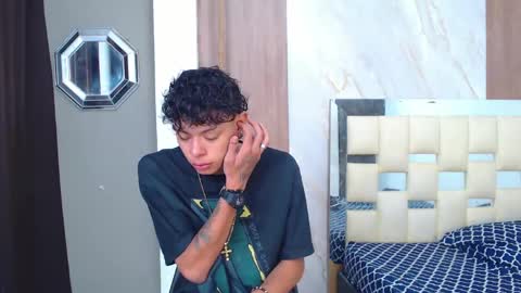 Harry online show from April 8, 12:00 am