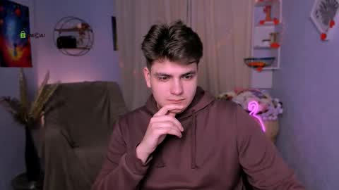 Harry online show from March 2, 7:37 am