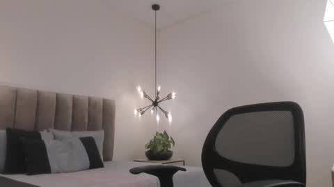 Harry Jones online show from February 16, 5:48 pm