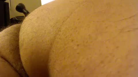 Snapshot of hawaii_guy29 chatting on December 13, 2:27 pm hawaii_guy29 online show from December 13, 2:27 pm