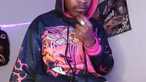 hazlan_420 online show from April 9, 12:44 pm