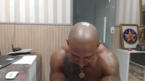 hebertgomes online show from February 25, 9:16 pm