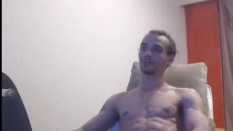 heilanubis online show from April 11, 6:11 pm