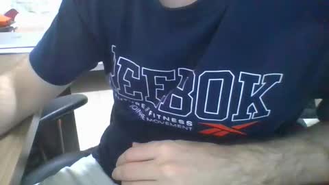 heitorcp1 online show from February 18, 2:53 am