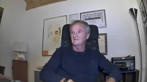 helmut227 online show from November 9, 9:52 pm