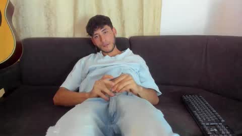 henrik_senn online show from September 10, 8:18 pm