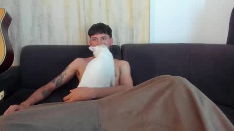 henrik_senn online show from September 14, 5:09 am