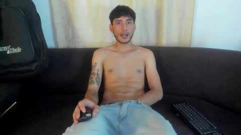 henrik_senn online show from October 2, 6:12 pm