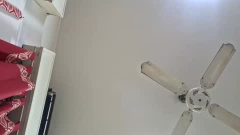 herjafe online show from November 7, 7:45 am