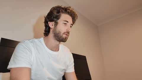 HiddenGaze online show from April 1, 3:20 pm