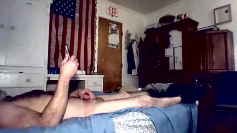 Snapshot of hoglegg99384194 chatting on October 23, 11:02 am hoglegg99384194 online show from October 23, 11:02 am