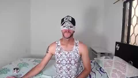 BoyHornyDirty online show from November 27, 10:02 pm