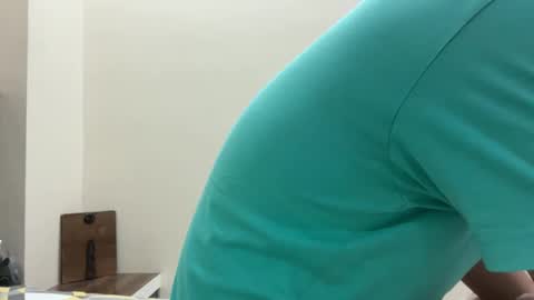 Ash online show from December 1, 6:16 am