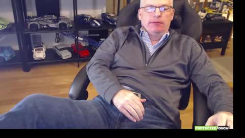 hornynthick70 online show from December 17, 12:18 am