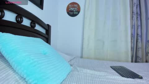 horse_man2 online show from October 17, 2:48 am