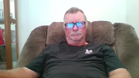Snapshot of hot4tightholes chatting on October 23, 2:31 pm hot4tightholes online show from October 23, 2:31 pm