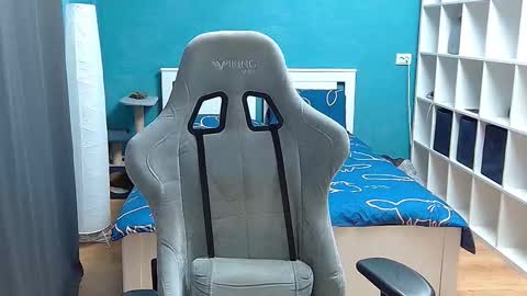 hot_cap_77 online show from November 17, 5:38 pm