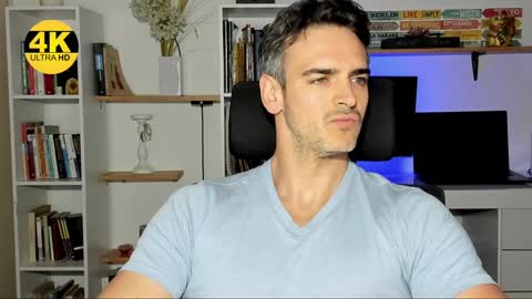 Martin online show from December 25, 10:37 pm