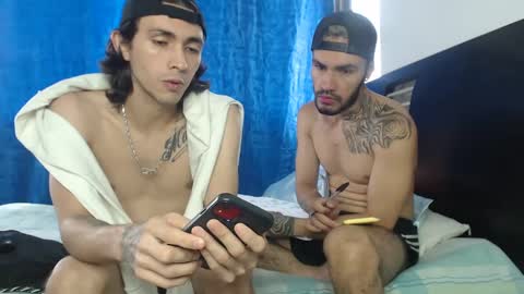 Hot Sharks   online show from March 7, 12:34 pm