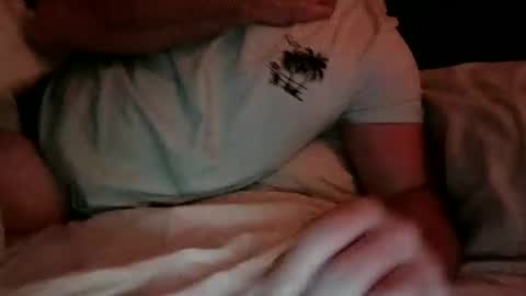 hotandhard123321 online show from December 15, 5:45 am