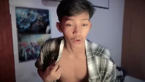 hotasian_jerome online show from February 28, 6:56 am