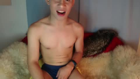 hotasianguyxxx online show from December 5, 11:06 am