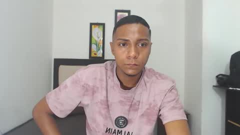 hotboyluxe online show from February 15, 11:29 am