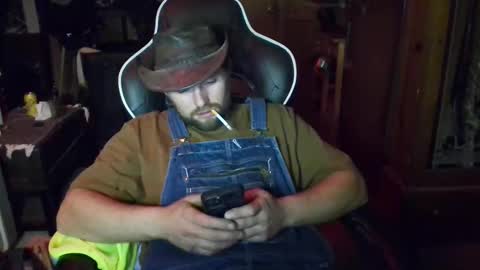 Snapshot of hothusband28931194 chatting on October 27, 7:54 am TW28 online show from October 27, 7:54 am