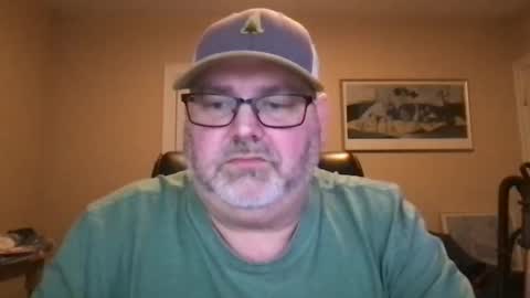 Snapshot of hotndirty72 chatting on February 7, 1:47 am hotndirty72 online show from February 7, 1:47 am